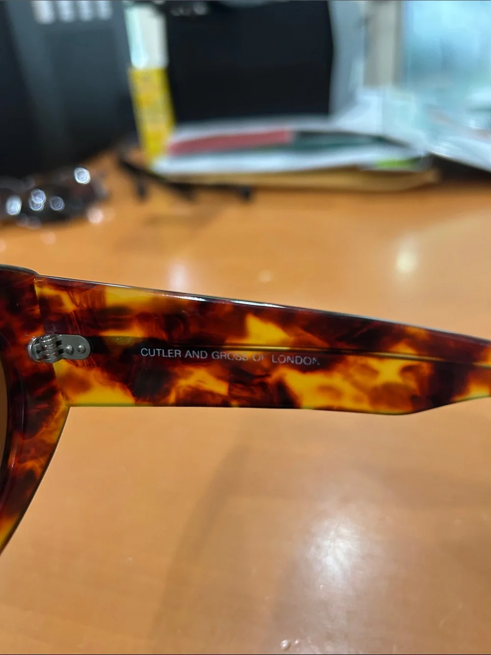 Women's Tortoiseshell Oval Sunglasses with Brown Lenses